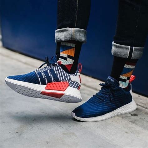 adidas nmd r2 schwarz orange weiß|adidas nmd r2 navy blue.